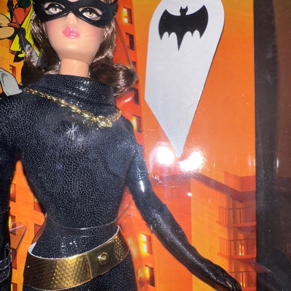 Retro Catwoma 12" Doll - Picture 4 of 11